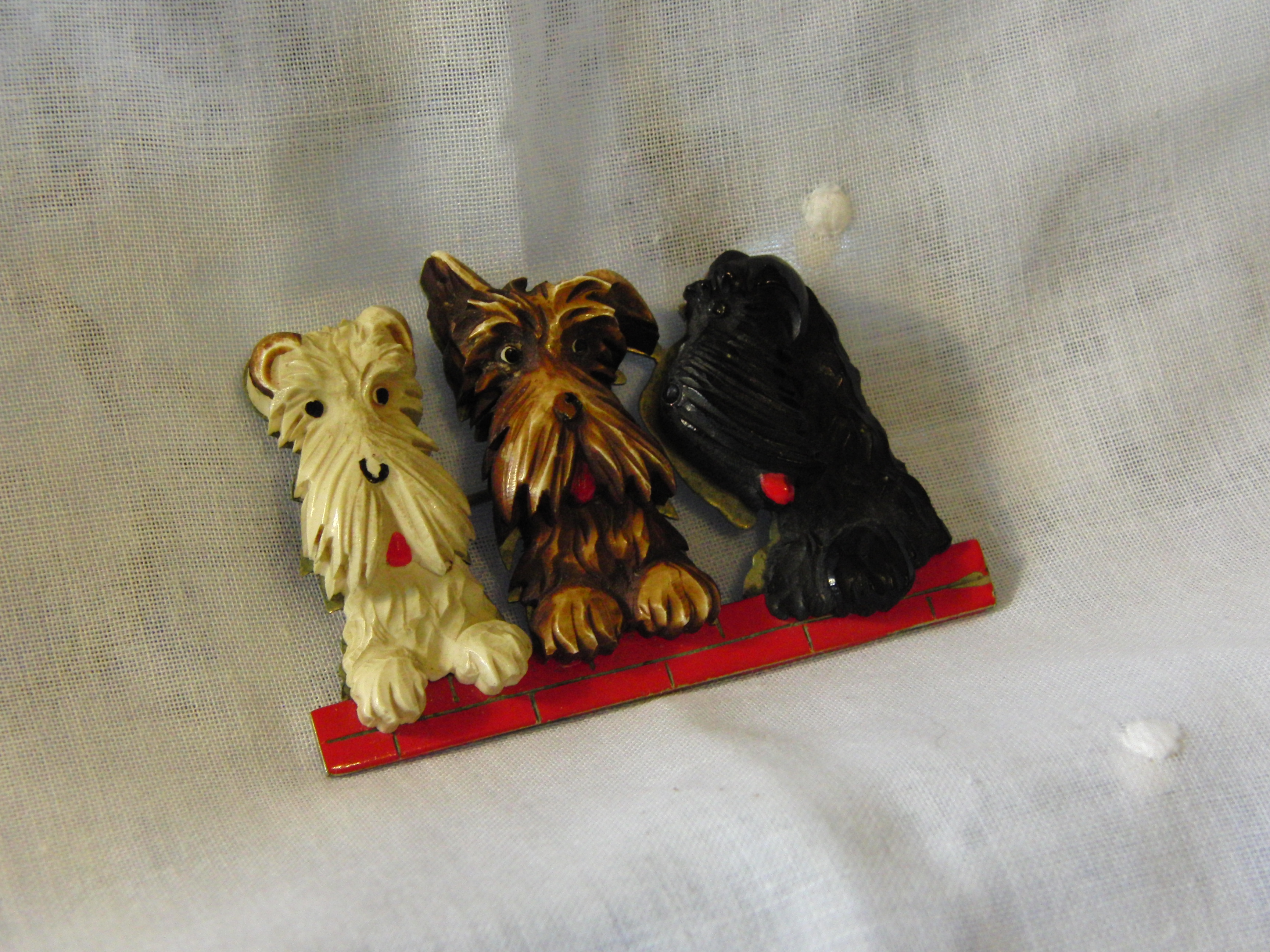 Vintage Terrier Brosche Austria